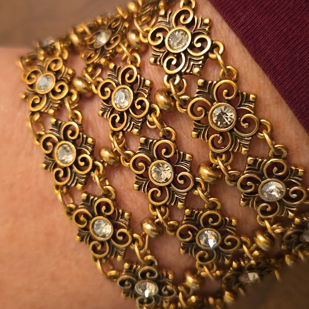 Gold Chain Link Bracelet